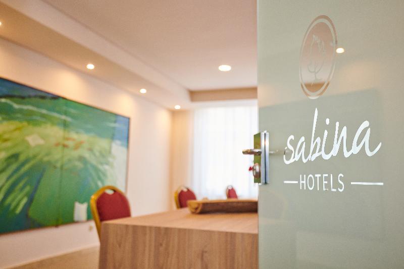 Hotel Sabina Кала Миллор Экстерьер фото