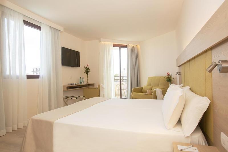 Hotel Sabina Кала Миллор Экстерьер фото